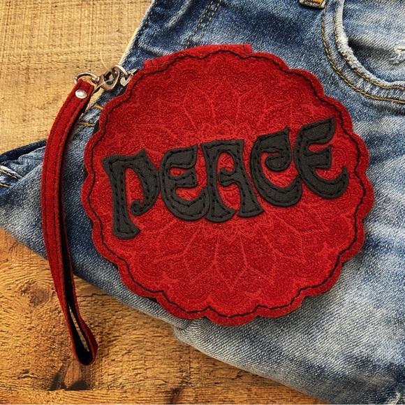 Lucky Brand Suede Wristlet ⭐️NWTZip Closure PEACE ☮️